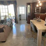 Moradia Olival- Bbq, 2 Quartos, Quintal Albufeira