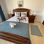 Moradia Olival- Bbq, 2 Quartos, Quintal Casa vacanze *