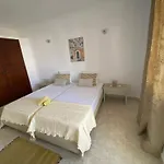 Prázdninový dům Moradia Olival- Bbq, 2 Quartos, Quintal Albufeira