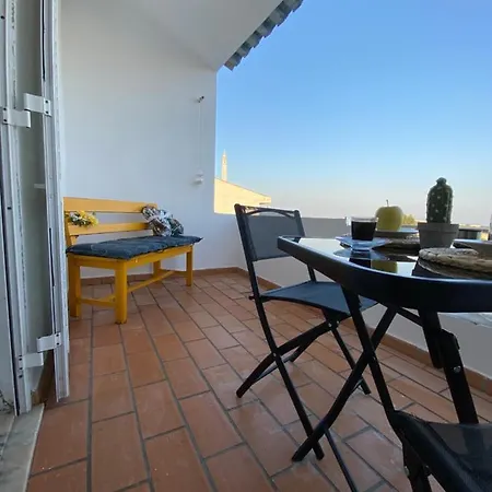 Moradia Olival- Bbq, 2 Quartos, Quintal Albufeira