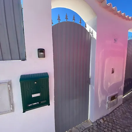 Prázdninový dům Moradia Olival- Bbq, 2 Quartos, Quintal *