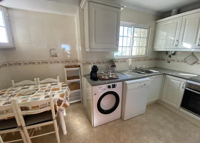 Moradia Olival- Bbq, 2 Quartos, Quintal 펜션 알부페이라