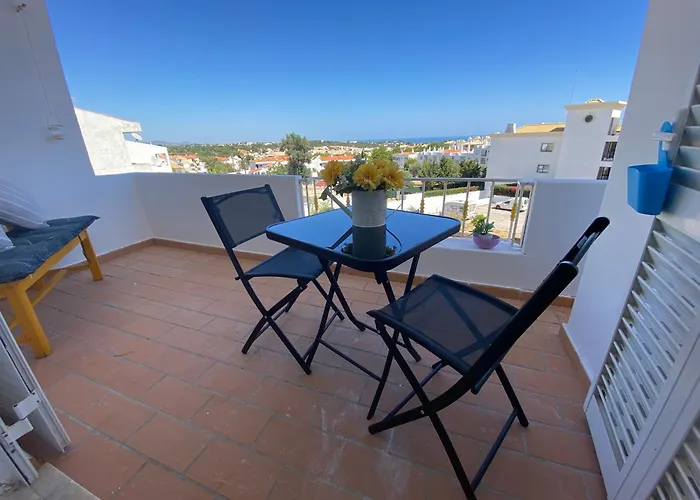 펜션 Moradia Olival- Bbq, 2 Quartos, Quintal