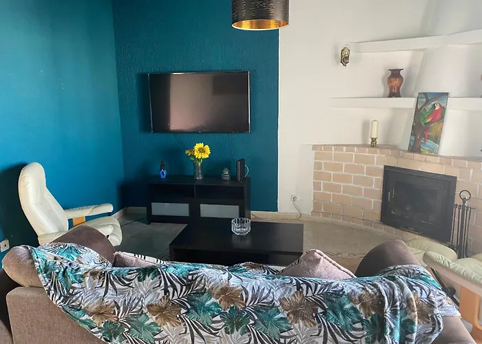 펜션 Moradia Olival- Bbq, 2 Quartos, Quintal *