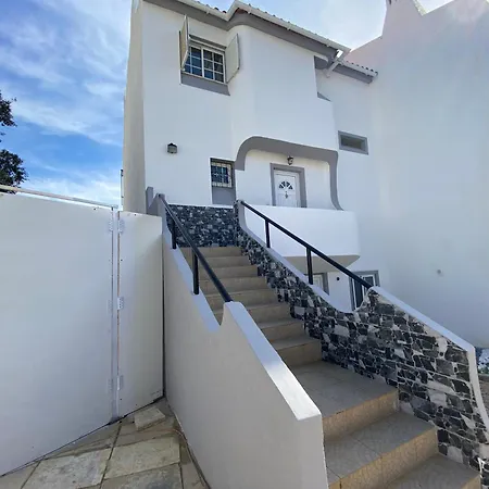 Holiday home Moradia Olival- Bbq, 2 Quartos, Quintal *