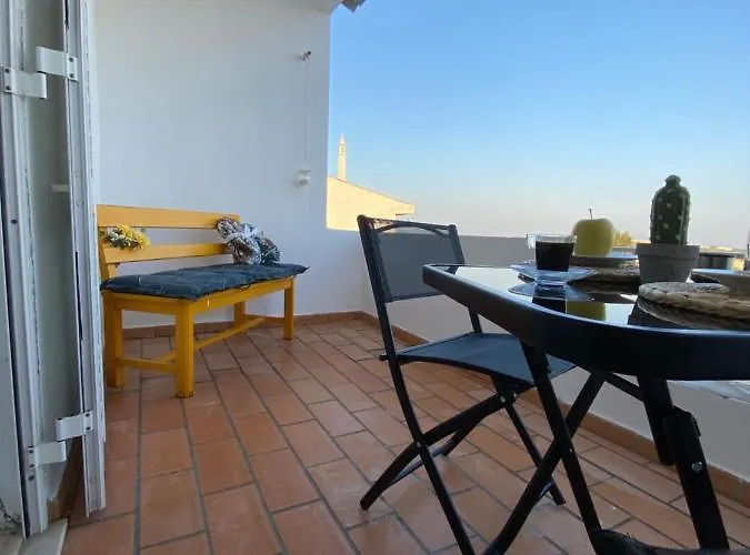 Moradia Olival- Bbq, 2 Quartos, Quintal Albufeira