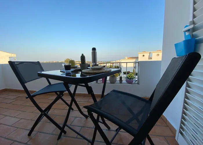 Moradia Olival- Bbq, 2 Quartos, Quintal Albufeira