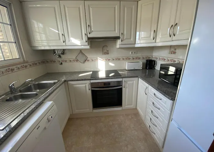 Moradia Olival- Bbq, 2 Quartos, Quintal Casa de Férias Albufeira